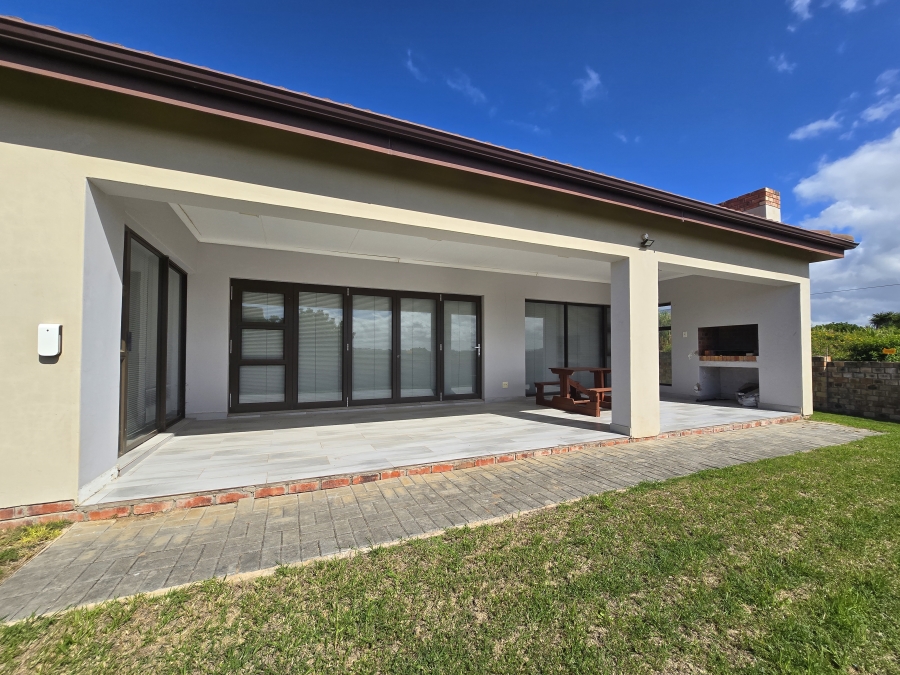 3 Bedroom Property for Sale in Emerald Heights Eastern Cape